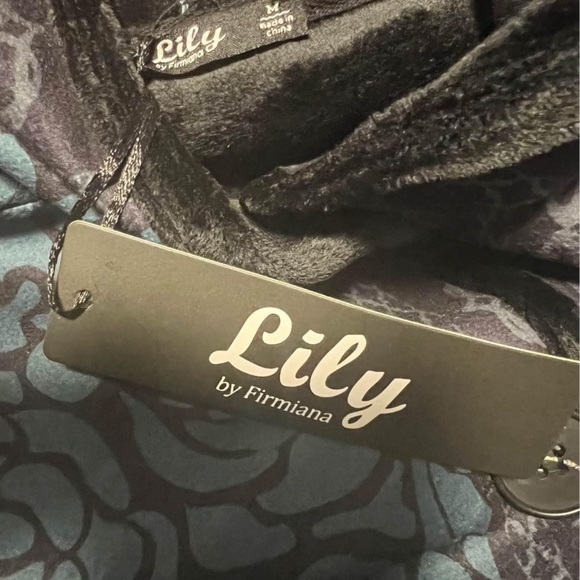 Women’s jackets size medium - Picture 2 of 4